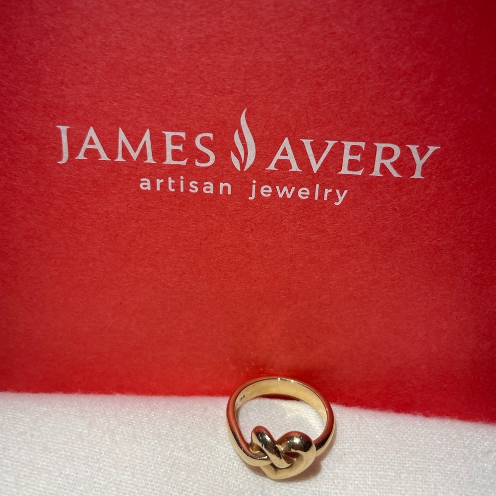 Retired Heart Knot James Avery ring